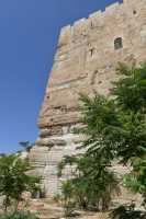 08 Angle sud-est de l'esplanade du temple