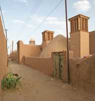 104 Village zoroastrien *