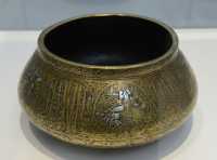 085 Cavaliers portant une inscription à la gloire d'un souverain iranien (± 1350) Shiraz