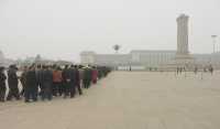011 Tian'an men - queue