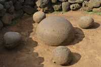 12 Pierre ronde (Nombril du monde pascuan) - Te Pito Kura