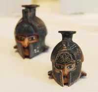 064 Flacons à parfum (Grecs de l'Est + 550)