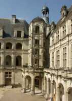 Cour d'honn. Chapelle 3