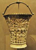 04 Situle carolingienne pour l'eau bénite (France 870±)