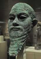 21 Tête d'homme - Cuivre (Mésopotamie 2300-2000)