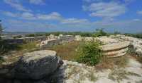 37 Temple d'Auguste construit par Hérode
