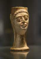 07 - Gobelet à double visage - Minet el Beida (13°s.)