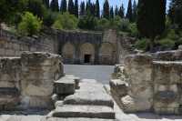 36 Grotte des tombeaux (Cave of the coffins)