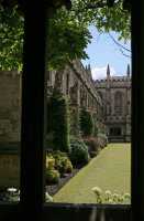 39 - Magdalen, Cloître