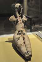 001 Femme assise (Naqada II 3650-3300)