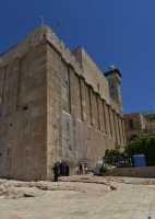 51 Lamentations sur le mur du tombeau des patriarches