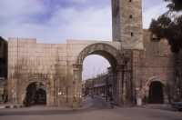 235 Damas porte orientale