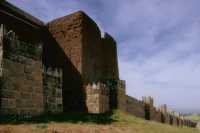 620 Ninive, rempart, porte d'Adad