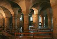 30 St Austremoine Crypte