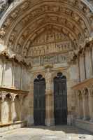 210 Cathédrale - Porche