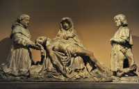 41 Pieta - Pons de Gontaut & Armand évêque de Sarlat (Périgord 1515) Château de Biron