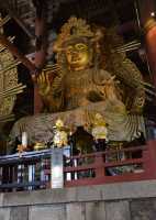 062 Todai-ji (Daibutsu-den) Buddha doré