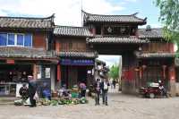 09 Entrée du village