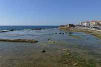 58 La mer au pied du rempart