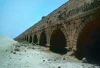 052 Aqueduc