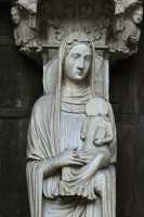 065 Portail - Vierge & enfant