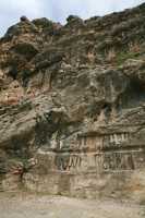 61 Victoire de Bahram II sur les rois arabes *