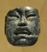028 Masque Olmèque - Jade - Mexique (± 8°s. BC)