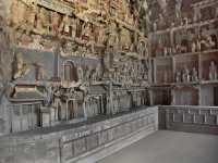 157 Figurines (Tang)