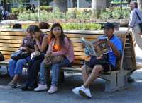 26 Chilien & Chiliennes