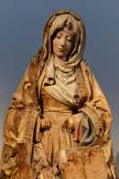 027 Vierge en prière, pleurant, un croissant de lune à ses pieds (15°s) Eglise des minimes, Amiens