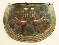 099 Protection ventrale en bronze (Crète 7°s)