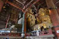 064 Todai-ji (Daibutsu-den) Grand Buddha de bronze