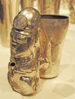 152 Vase en argent - Pérou Chimu (14°-15°s)