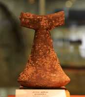 121 Pilon - Basalte - Iles de la Société (± 1900)