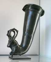 140 - Rhyton à protome de gazelle (± 500) *