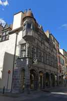 09 Hôtel renaissance (rue de l'hôtel de ville)