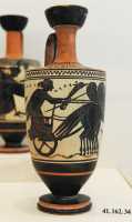 121 Flacon à huile (lékythos) Attique - Thétis volant sur la mer sur un char tiré par des chevaux ailés (± 500)