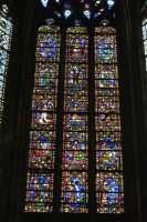 31 Vitrail - Création et Rédemption