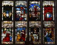10 Vitrail (1602) Descente de croix - Résurrection - Apparition à M-Madeleine - Disciples d'Emmaüs - Donateurs