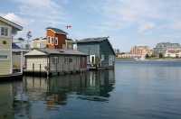111 Maison flottante