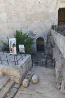 18 Ancienne porte latérale (qu'il ne faut pas confondre avec la porte des immondices)