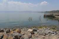 80 Le rivage du lac à Capharnaüm près de la maison de Pierre