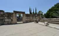 50 Entrée de la synagogue de Capharnaüm