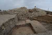 73 Mur cyclopéen de l'âge du bronze (± 1600)