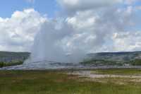 090 Old Faithful en éruption