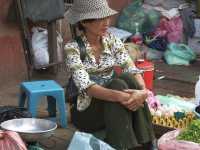 16-Vendeuse B Chic *