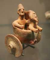 14 - Chypre - Guerriers dans un char (8°-5°s.)