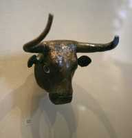 286 bis - Taureau-cuivre ± 2500 - Tello-Girsu