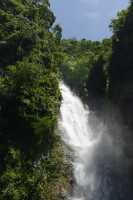 081  Cascade Vaimahuta (Eau bondissante)