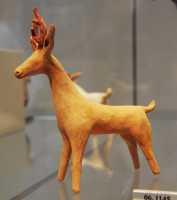 080 Statuette de cerf (Béotie fin du 6°s)